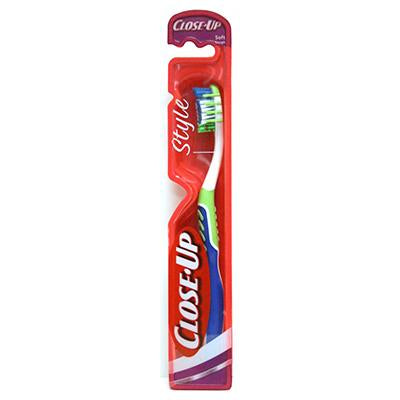 Close Up Soft Toothbrush 1 Ct (CS/24)